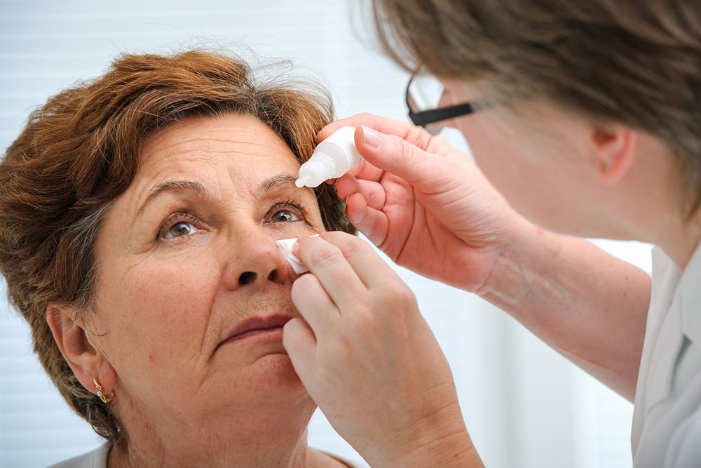 Dry eye – Symptoms, causes, and management